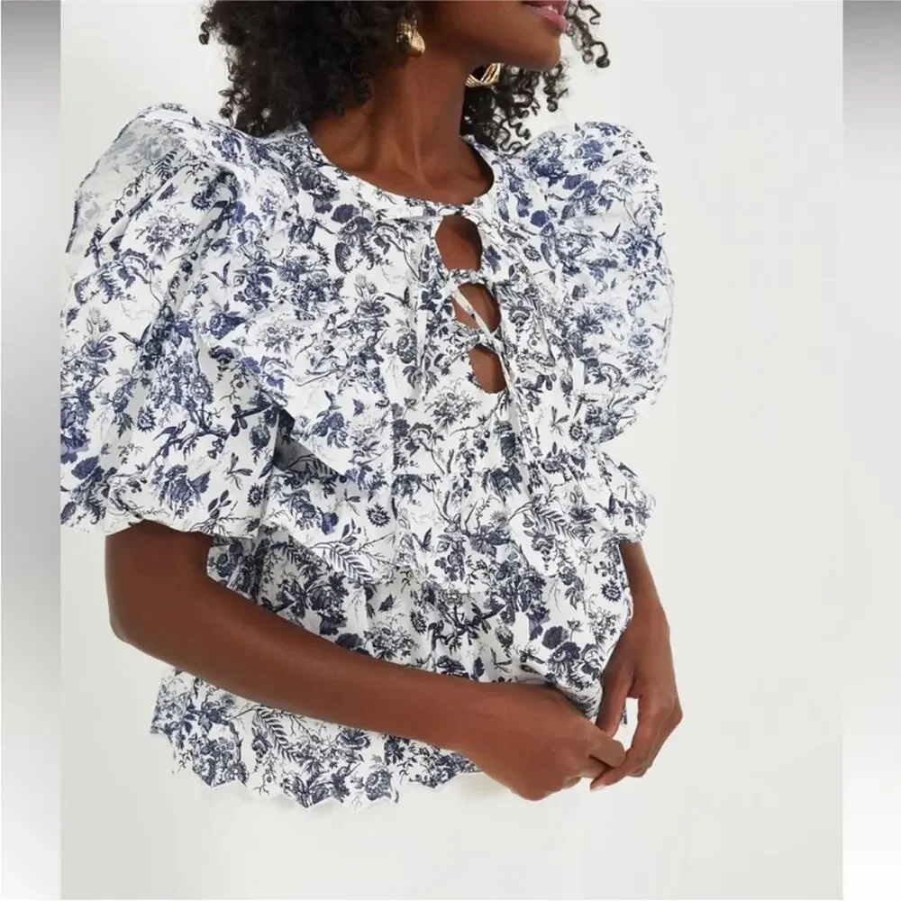 Hyacinth House Nadia Blouse Blue Floral Tuckernuck Puff Sleeve LARGE Top NWT - Picture 2 of 14